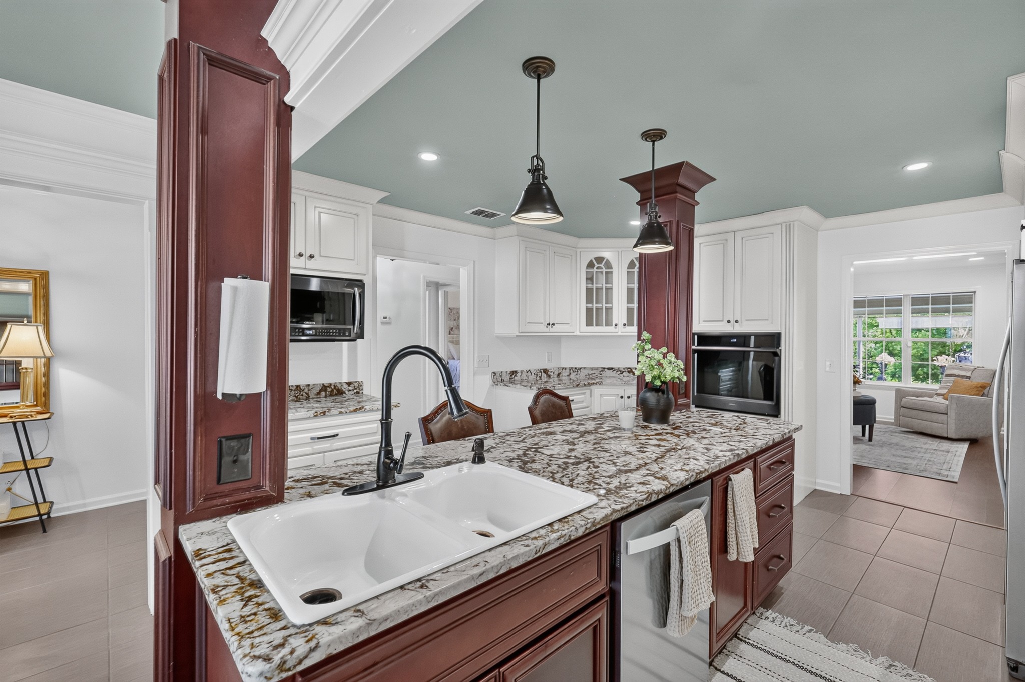 409 Riveredge Court Murfreesboro, TN 37128 - Photo 6 of 26 Gallery Image 6