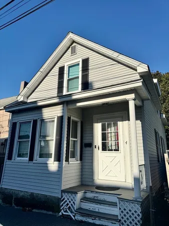 $320,000 | 4 Walnut Street, Taunton, MA 02780