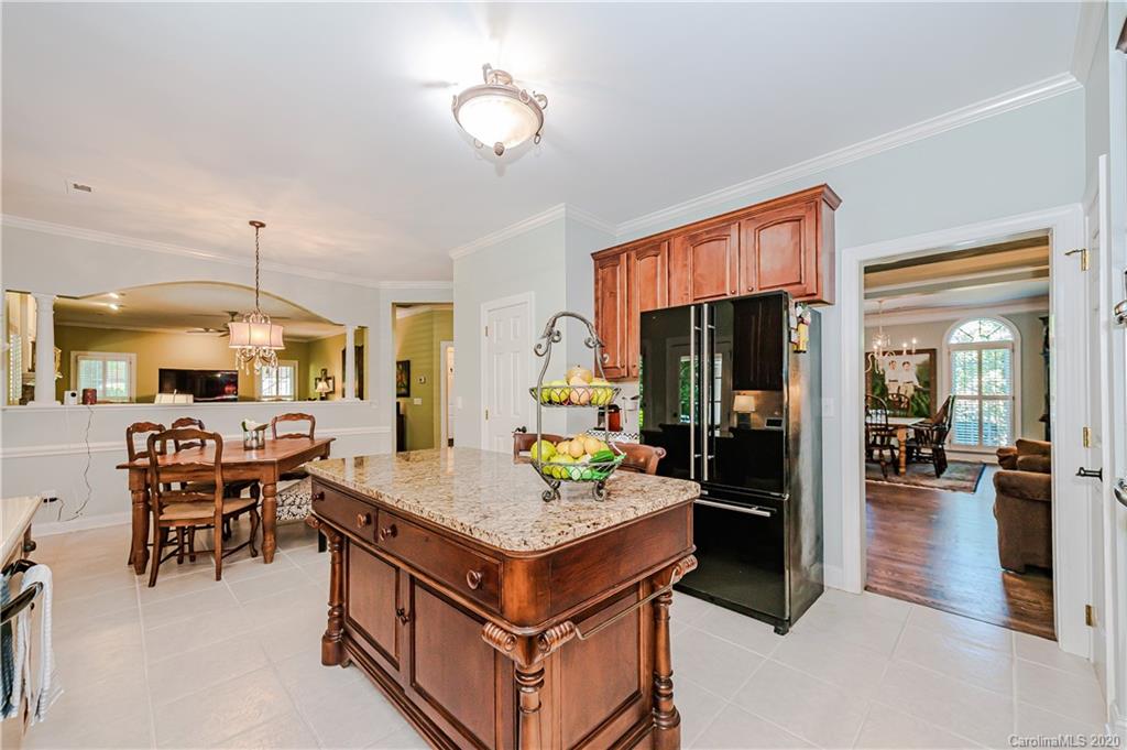 8427 Headford Road Charlotte, NC 28277 - Photo 11 of 46 Gallery Image 11