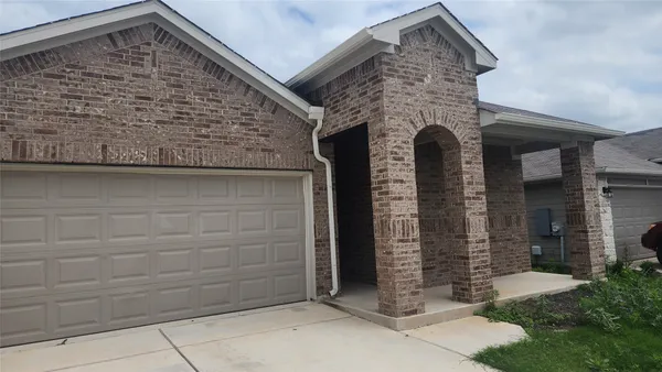 $2,300 | 604 Concho River Drive, Hutto, TX 78634