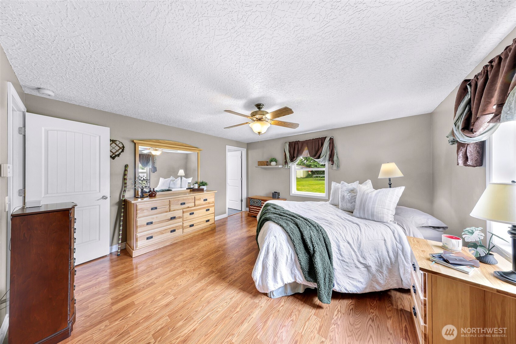 599 Loomis Trail Road Lynden, WA 98264 - Photo 18 of 40 Gallery Image 18