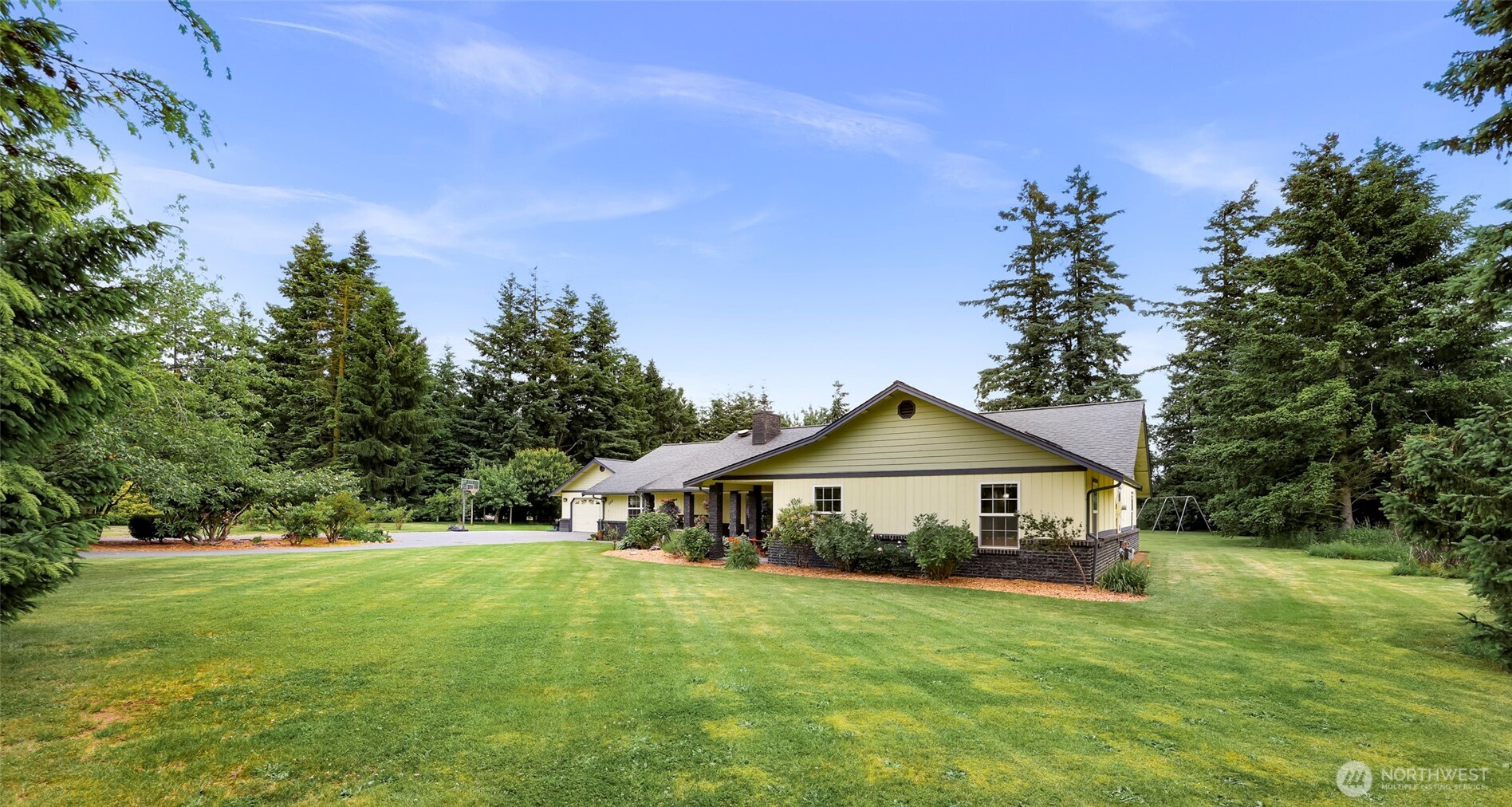 599 Loomis Trail Road Lynden, WA 98264 - Photo 4 of 40 Gallery Image 4