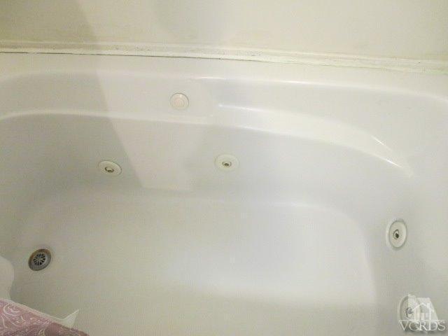 1225 South Rice Road, Unit 5 Ojai, CA 93023 - Photo 28 of 41 a close up of a shower