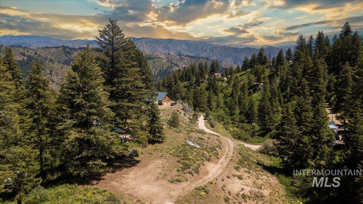 270 Tollgate Road Boise, ID 83716 - Photo 2 of 25