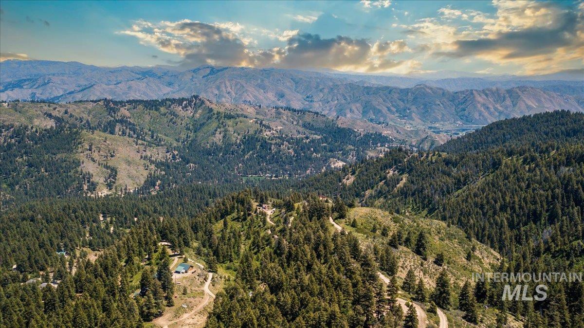 270 Tollgate Road Boise, ID 83716 - Photo 10 of 25