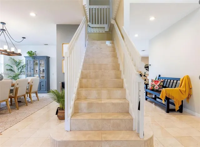 a view of entryway with livingroom and furniture