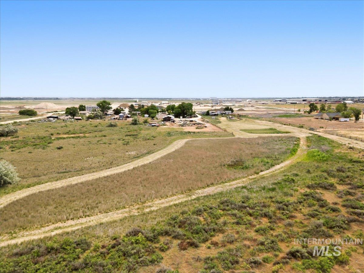 20873 Pinto Lane Caldwell, ID 83607 - Photo 11 of 16