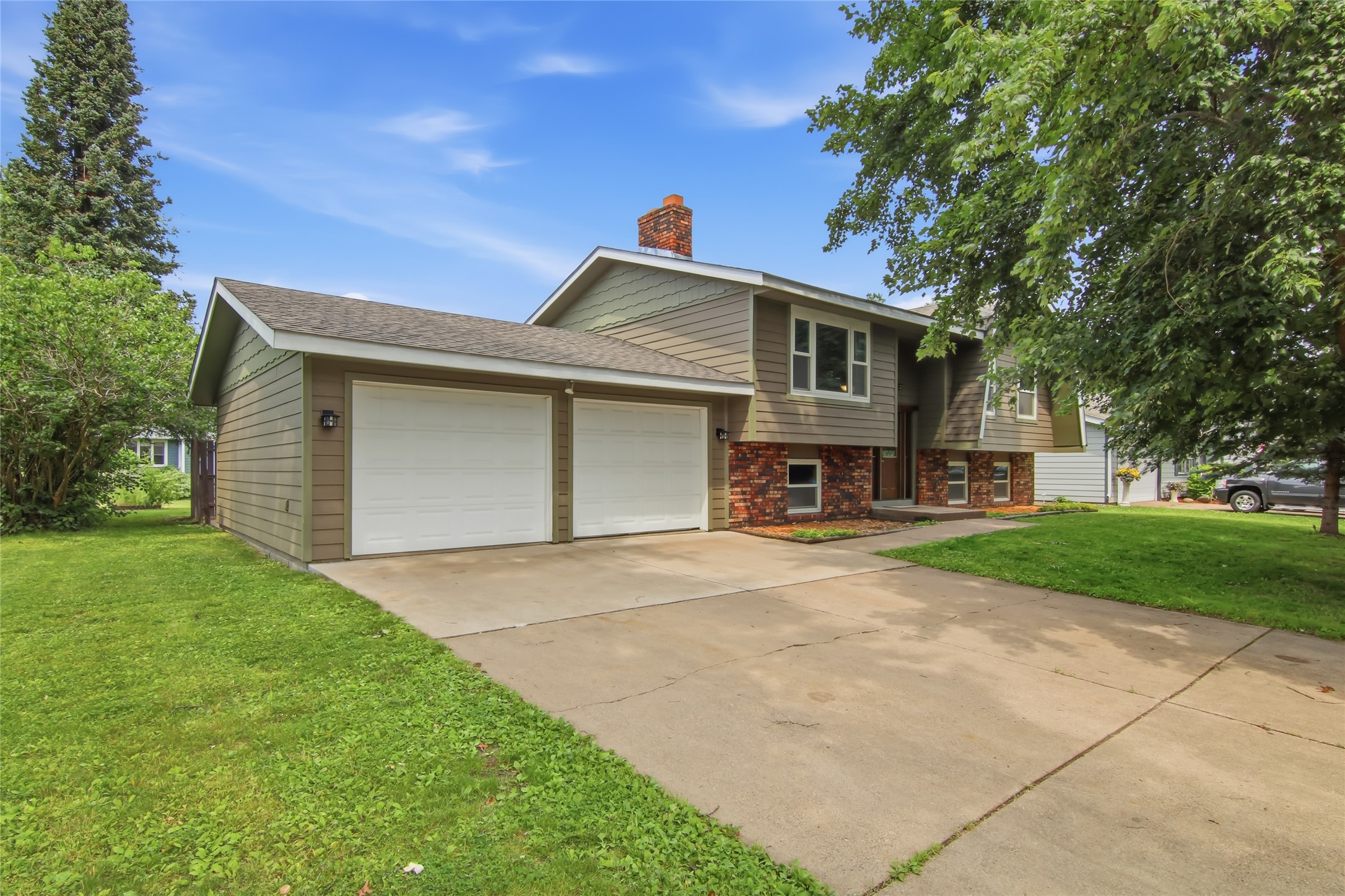 915 West Marshall Street Rice Lake, WI 54868 - Photo 1 of 39