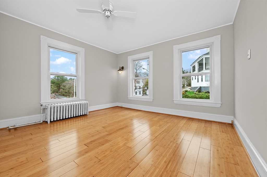 18 Bennett Street, Unit 2 Manchester, MA 01944 - Photo 12 of 21