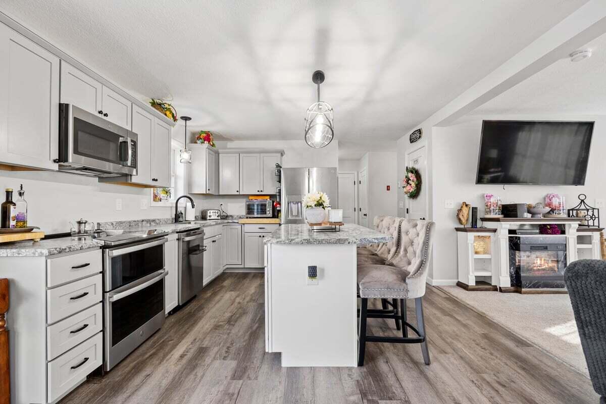 5 Coltons Way Saco, ME 04072 - Photo 13 of 38 5 Coltons-12