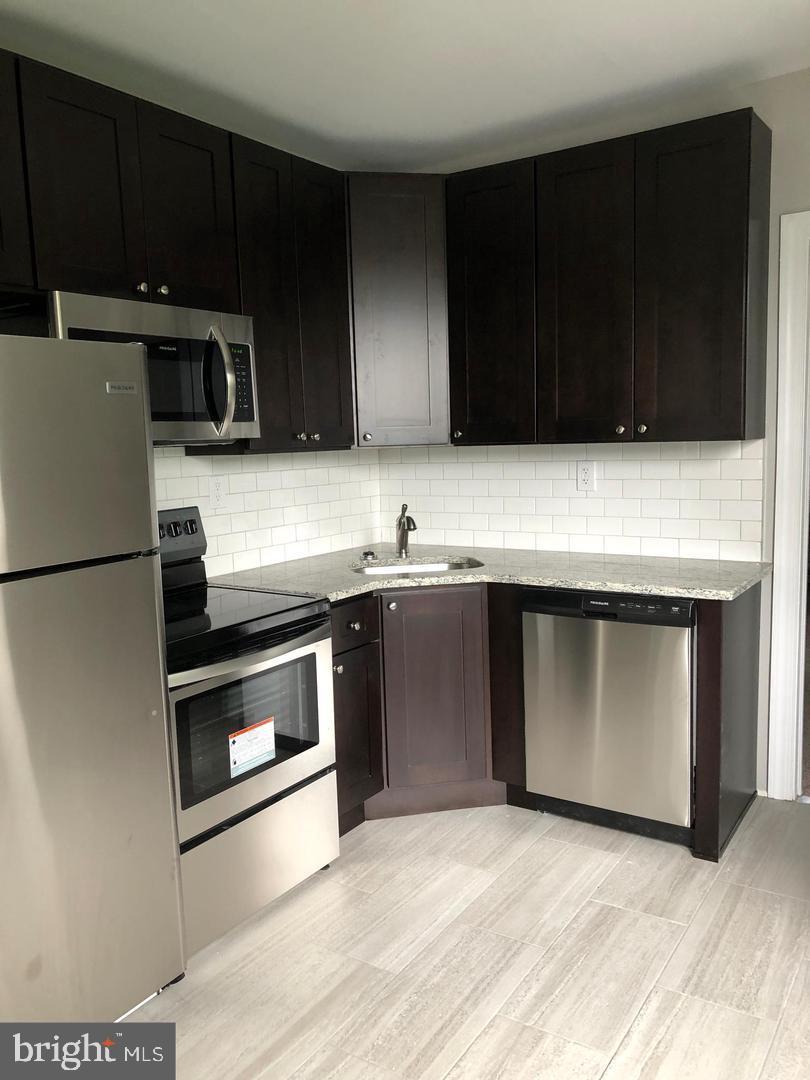 5936 Ridge Avenue, Unit 2 Philadelphia, PA 19128 - Photo 2 of 7