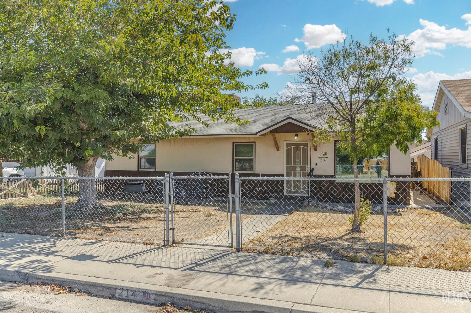 Undisclosed Address Taft, CA 93268 - Photo 2 of 28 Gallery Image 2