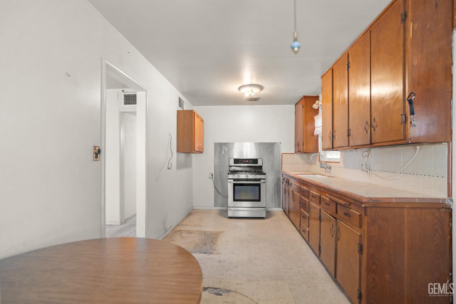 Undisclosed Address Taft, CA 93268 - Photo 9 of 28 Gallery Image 9