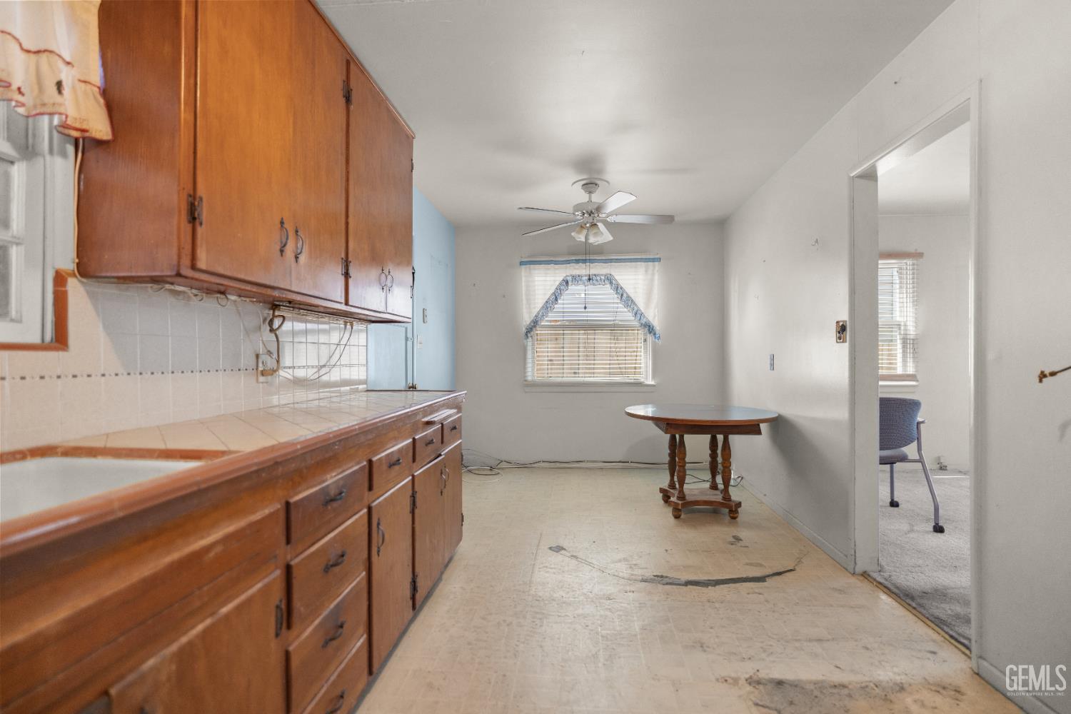 Undisclosed Address Taft, CA 93268 - Photo 10 of 28 Gallery Image 10