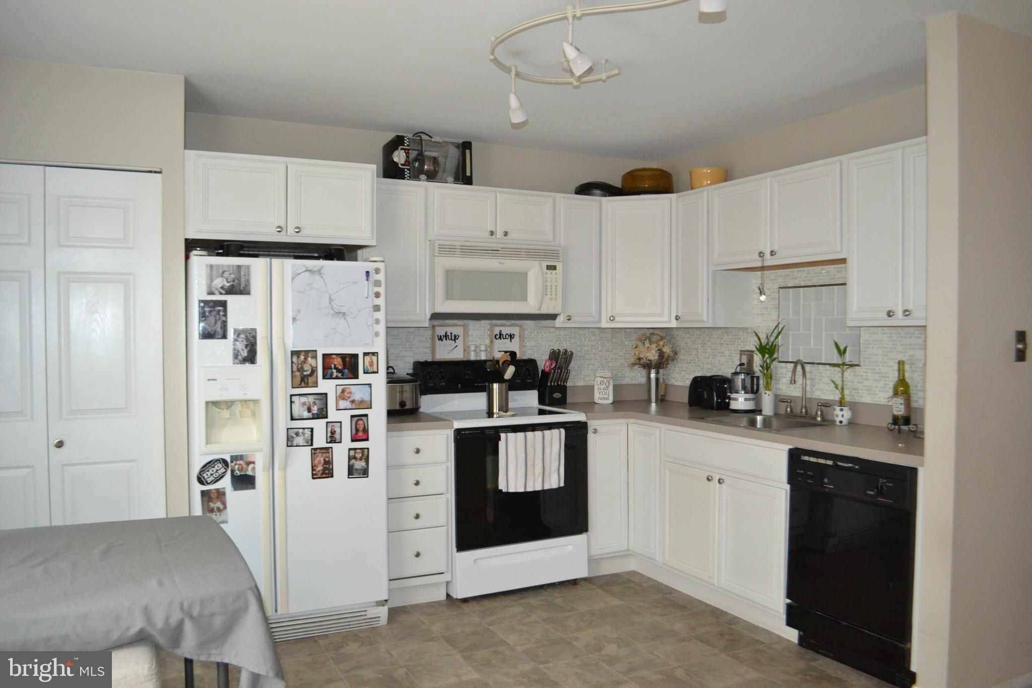 311 Lopax Road Harrisburg, PA 17112 - Photo 4 of 27 Gallery Image 4