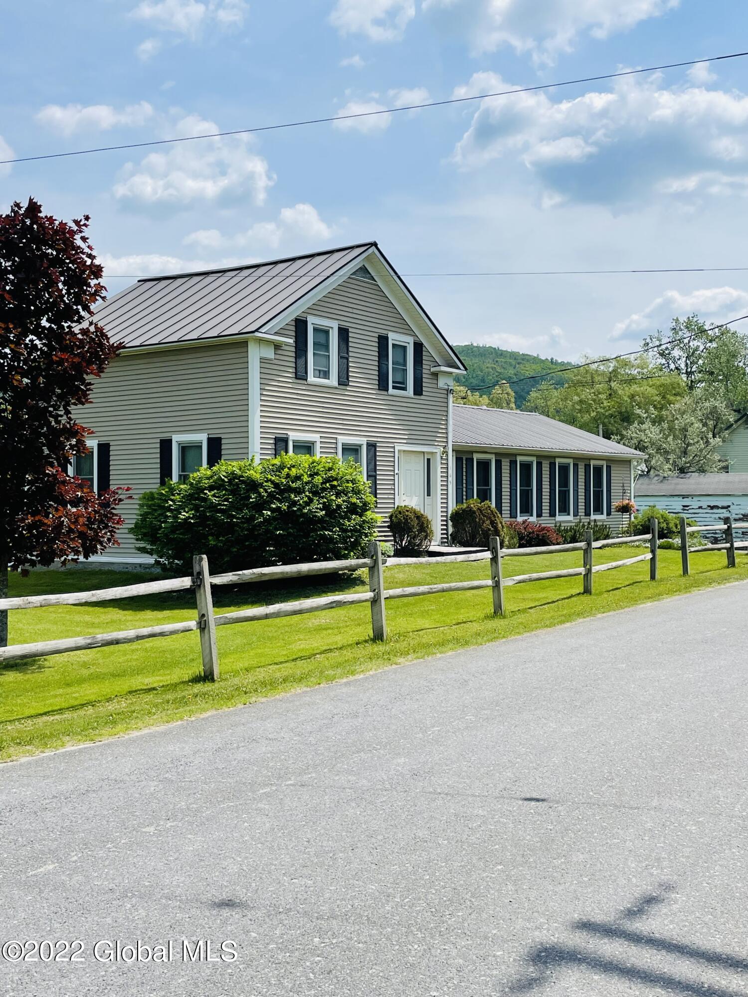 165 Coons Road Middleburgh, NY 12122 - Photo 5 of 53 3