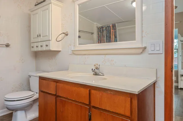 $1,500 | 346 Crescent Drive, DeFuniak Springs, FL 32435