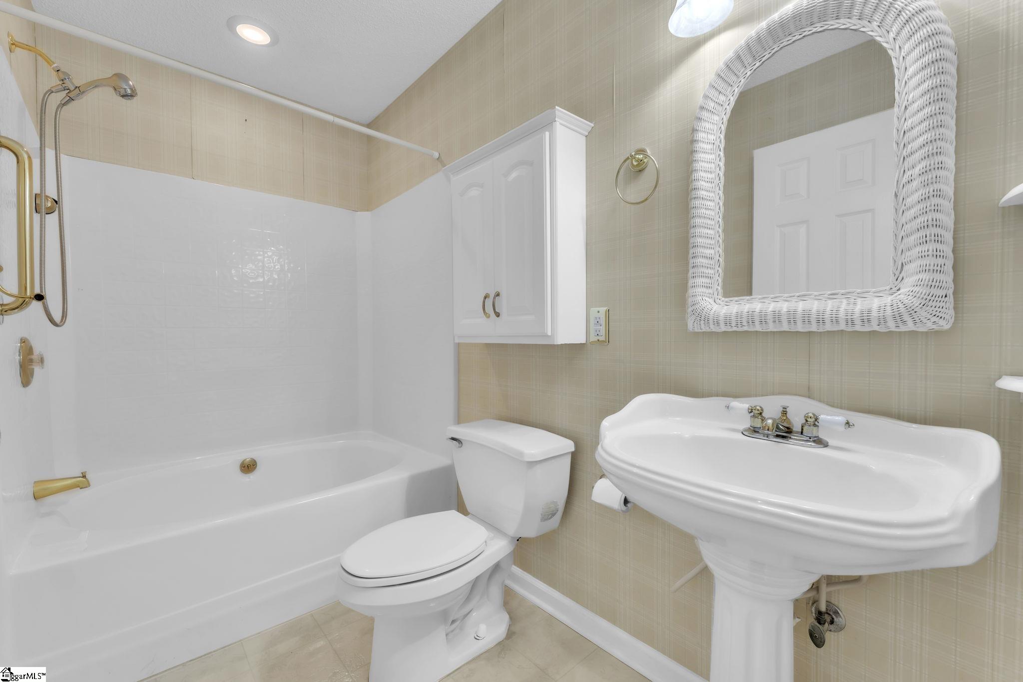 107 Colonial Court Pendleton, SC 29670 - Photo 17 of 26