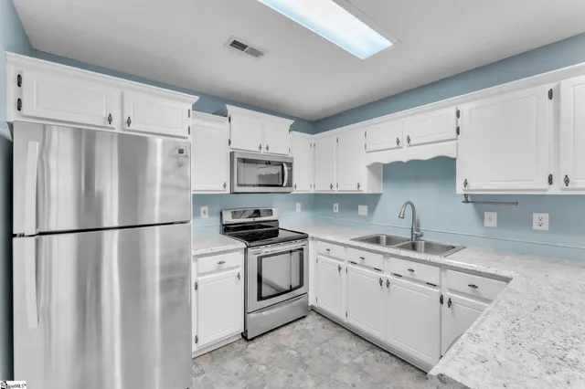 $282,900 | 107 Colonial Court, Pendleton, SC 29670