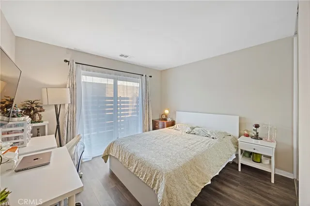 $850,000 | 14404 Kiwi Lane, Unit 6, Gardena, CA 90247