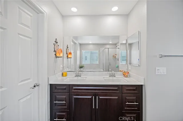 $850,000 | 14404 Kiwi Lane, Unit 6, Gardena, CA 90247