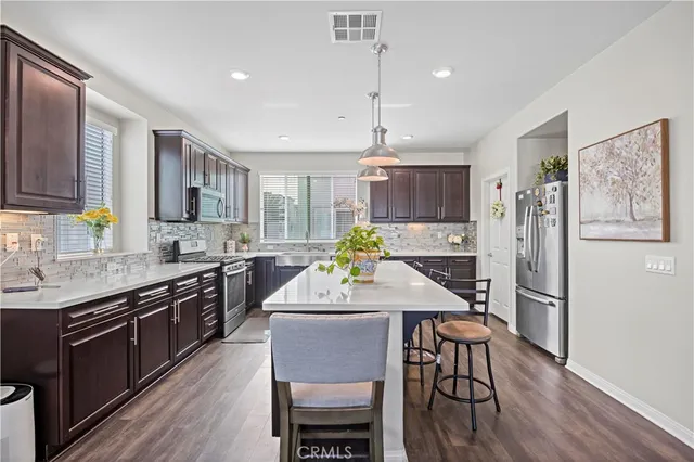 $850,000 | 14404 Kiwi Lane, Unit 6, Gardena, CA 90247