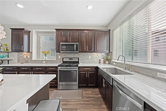 $850,000 | 14404 Kiwi Lane, Unit 6, Gardena, CA 90247