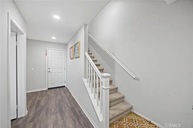 $850,000 | 14404 Kiwi Lane, Unit 6, Gardena, CA 90247