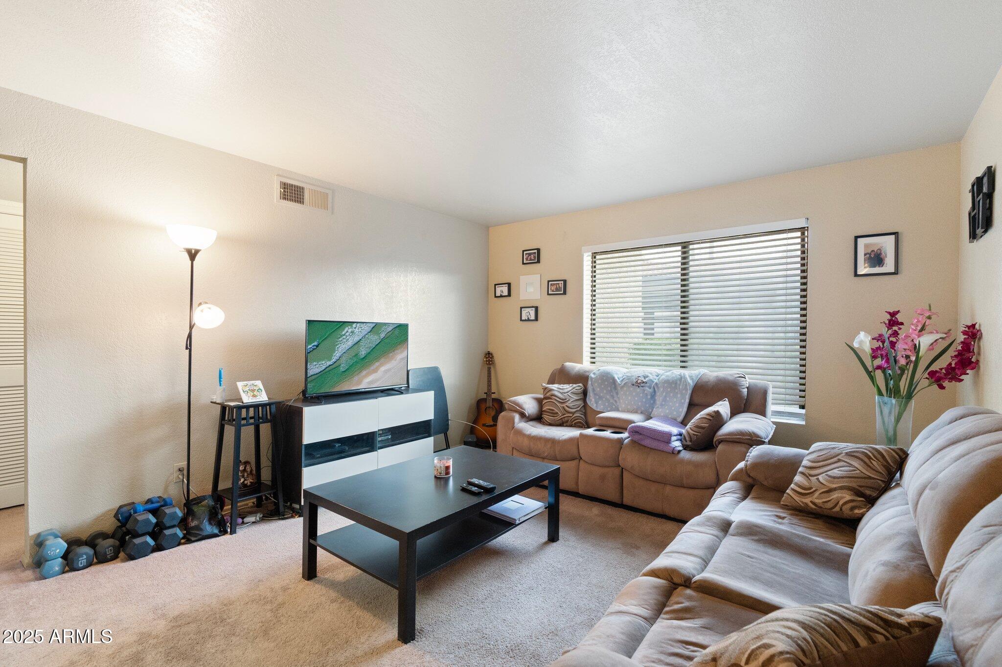 1402 East Guadalupe Road, Unit 145 Tempe, AZ 85283 - Photo 8 of 22 Living Room