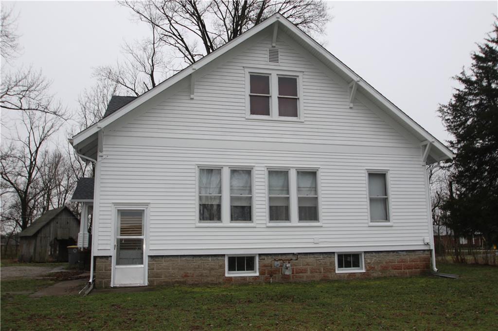 2126 Schleter Road Seymour, IN 47274 - Photo 4 of 45 Gallery Image 4