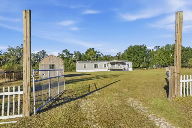 $340,000 | 3115 West Highway 329, Reddick, FL 32686
