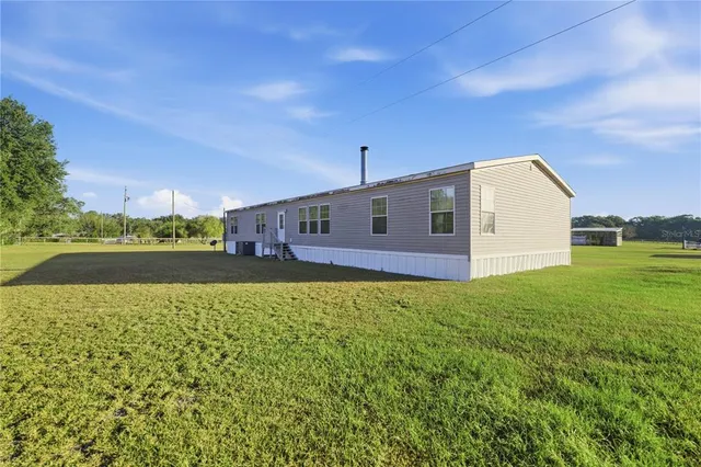 $340,000 | 3115 West Highway 329, Reddick, FL 32686