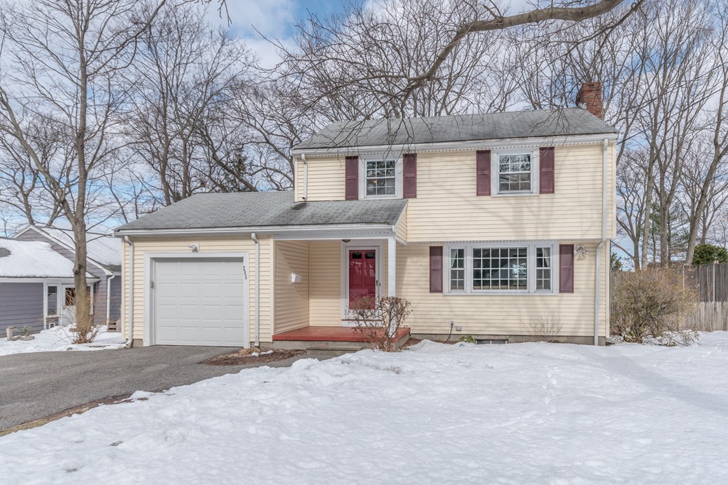 286 Hunting Road Needham, MA 02494 - Photo 1 of 12 Gallery Image 1