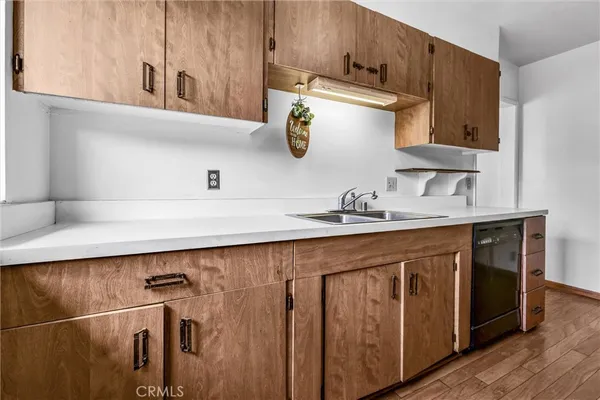$650,000 | 305 Raymondale Drive, Unit L, South Pasadena, CA 91030