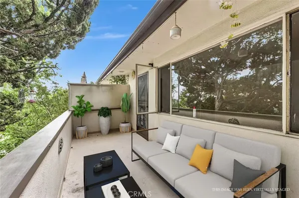 $650,000 | 305 Raymondale Drive, Unit L, South Pasadena, CA 91030