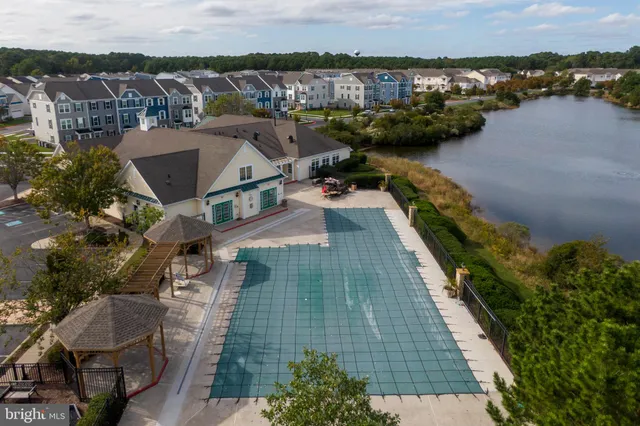 $729,000 | 12163 Snug Harbor Road, Berlin, MD 21811