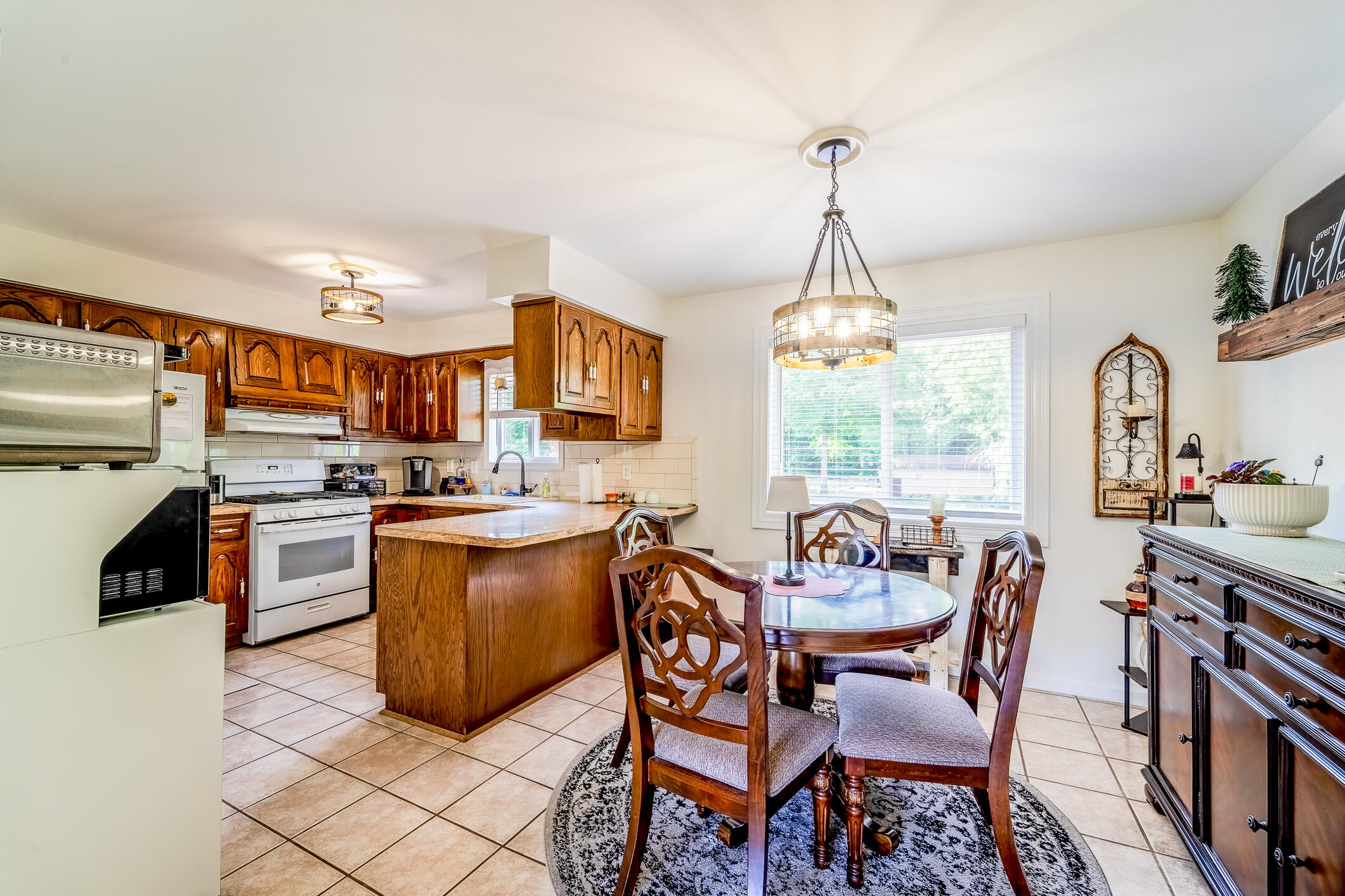 39001 Wade Road Romulus, MI 48174 - Photo 22 of 54 39001 Wade-16