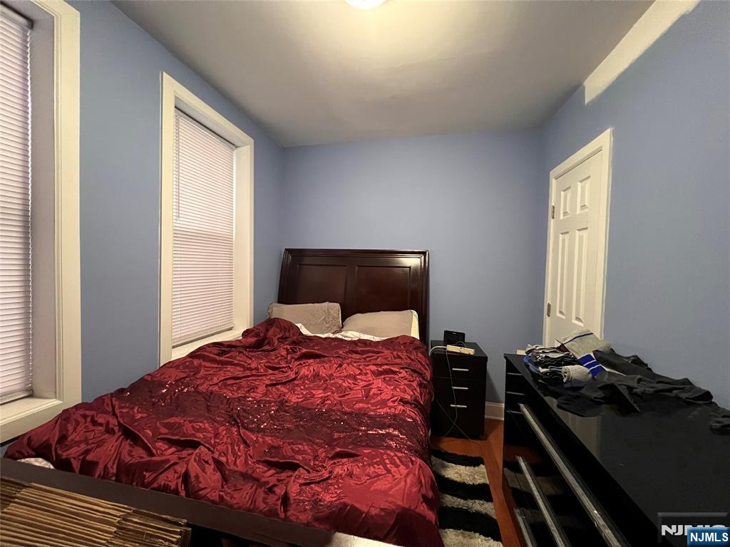 73 Wallington Avenue Wallington, NJ 07057 - Photo 6 of 7