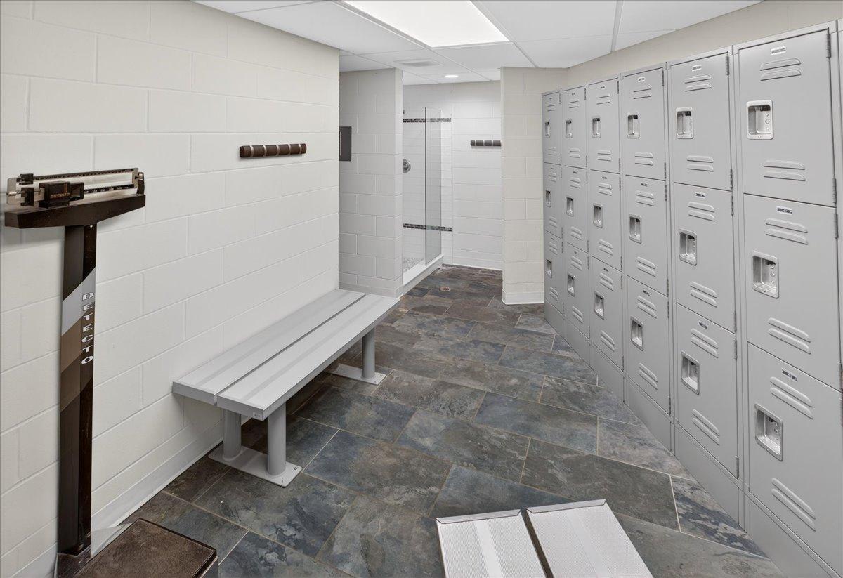 9550 Collegeview Road, Unit 218 Bloomington, MN 55437 - Photo 32 of 44