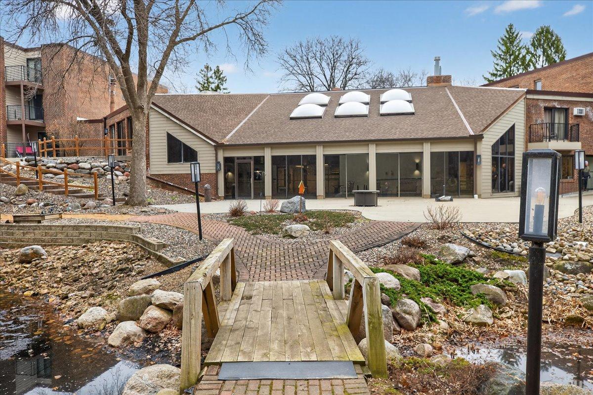 9550 Collegeview Road, Unit 218 Bloomington, MN 55437 - Photo 39 of 44