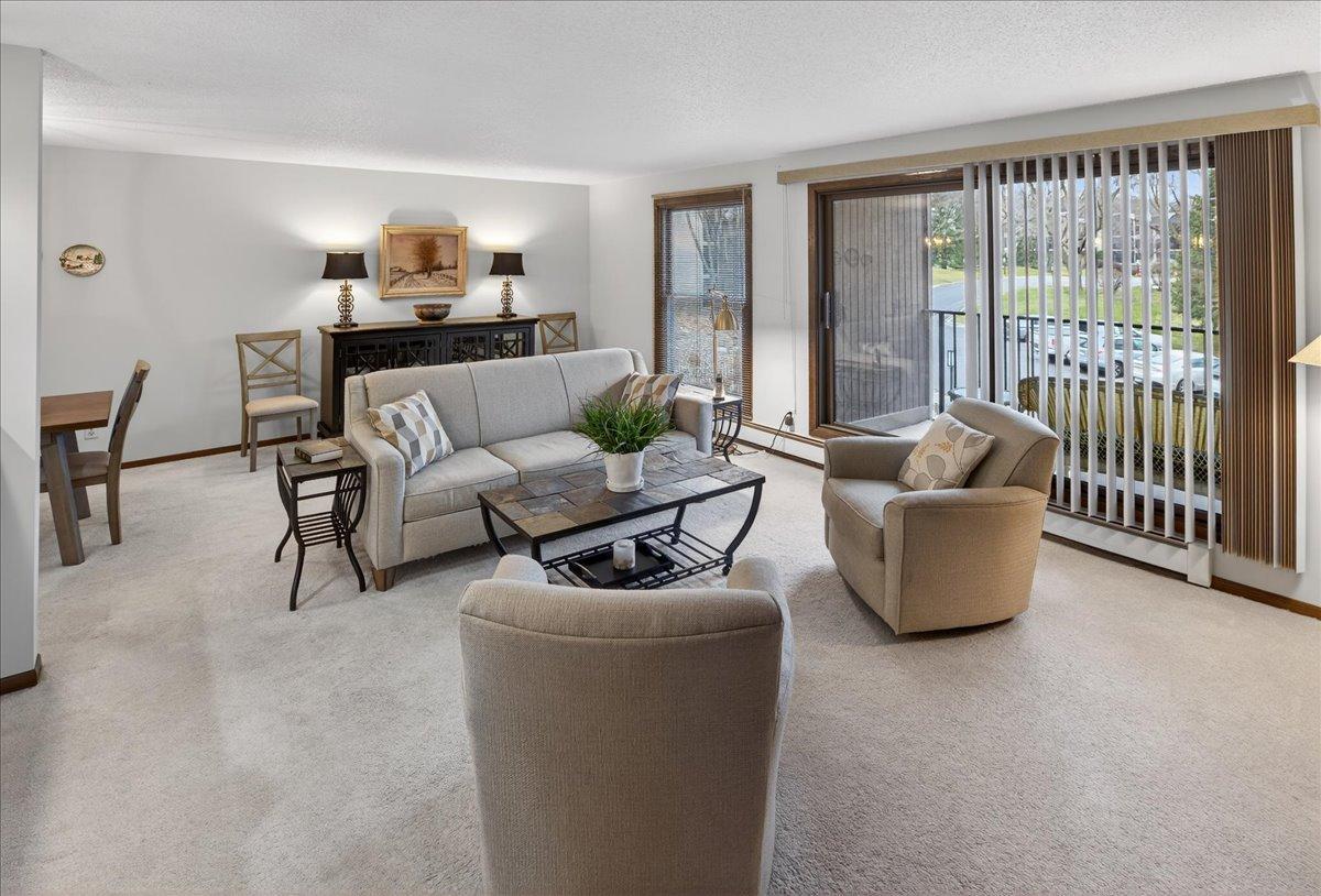 9550 Collegeview Road, Unit 218 Bloomington, MN 55437 - Photo 10 of 44