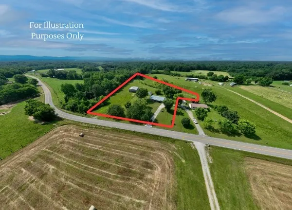 $303,700 | 423 Shady Grove Road, Flintville, TN 37335