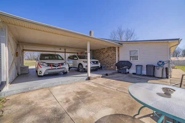 $303,700 | 423 Shady Grove Road, Flintville, TN 37335