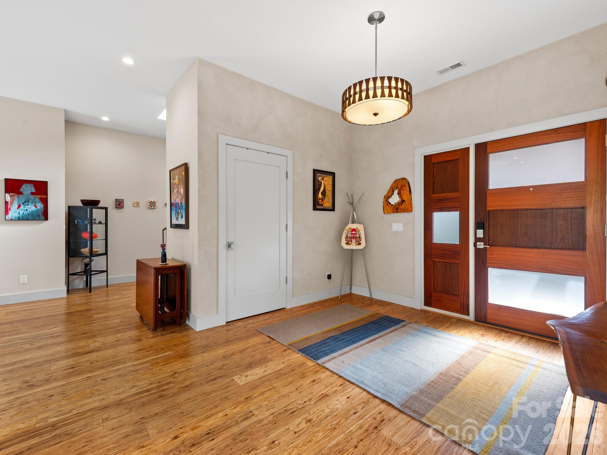 46 Pinecroft Road Asheville, NC 28804 - Photo 12 of 48