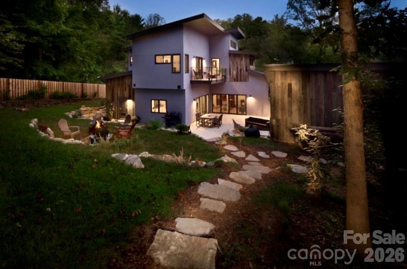 46 Pinecroft Road Asheville, NC 28804 - Photo 2 of 20