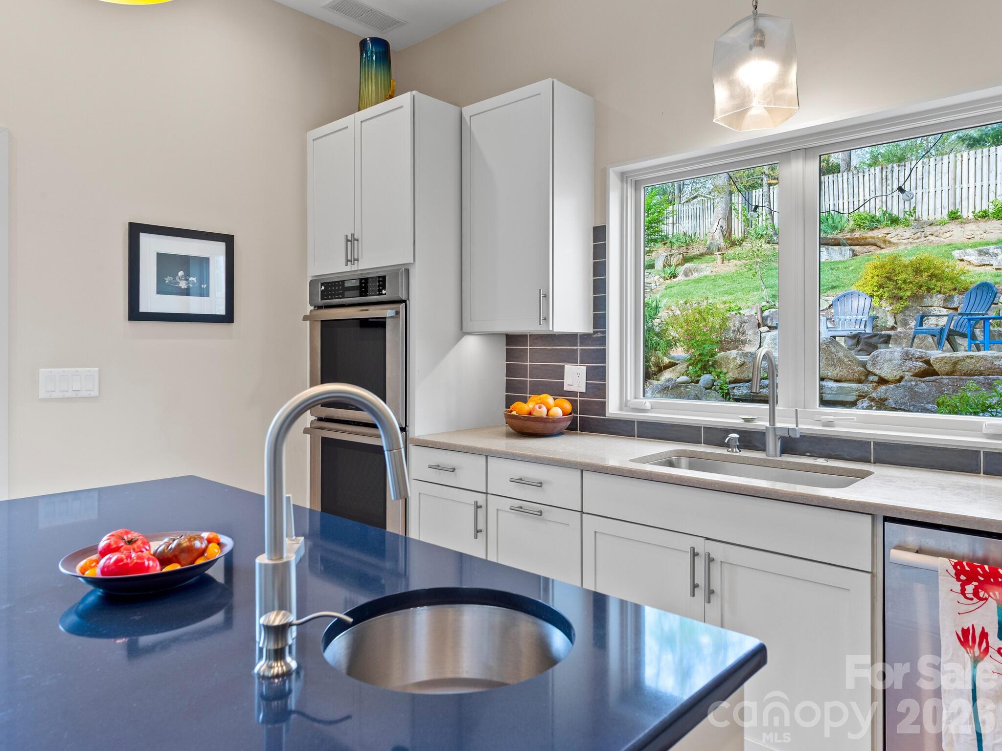 46 Pinecroft Road Asheville, NC 28804 - Photo 21 of 48