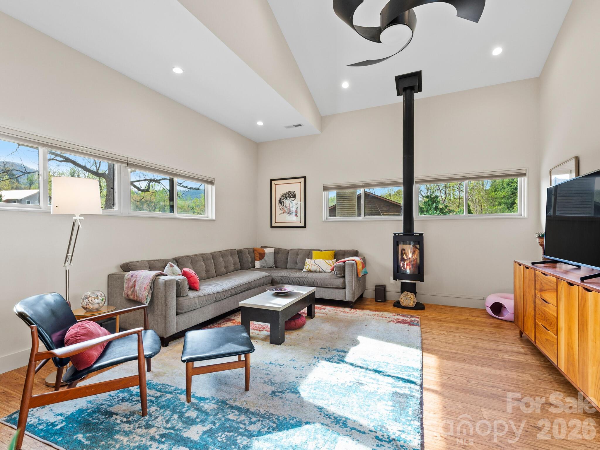 46 Pinecroft Road Asheville, NC 28804 - Photo 7 of 48