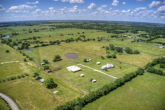 $750,000 | 10000 County Road 357, Terrell, TX 75161