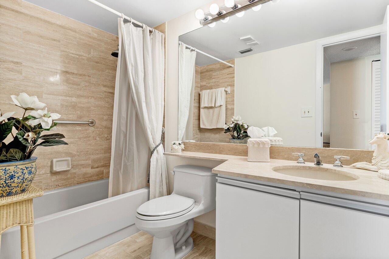 7153 Promenade Drive, Unit 701 Boca Raton, FL 33433 - Photo 18 of 33 014-7153PromenadeDrive-BocaRaton-FL-3343