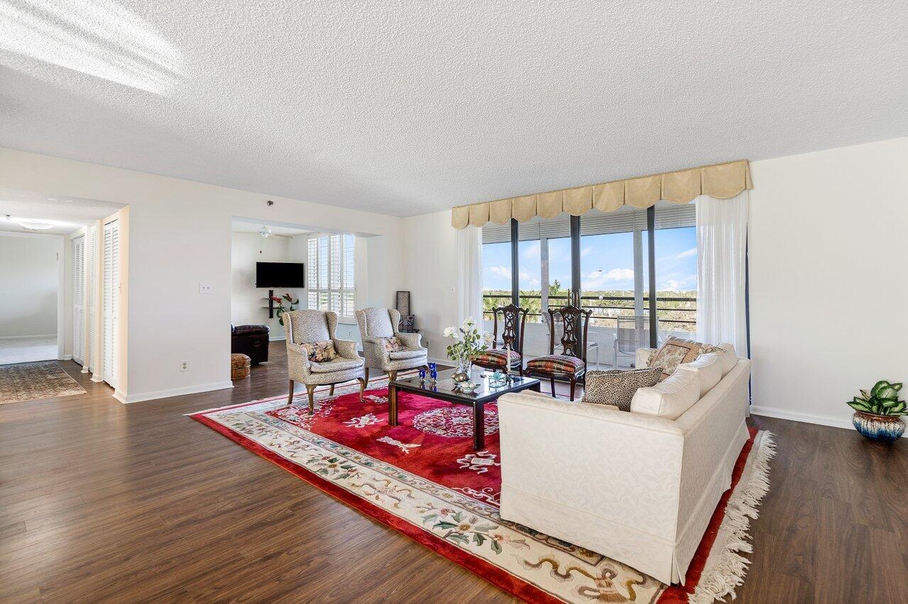 7153 Promenade Drive, Unit 701 Boca Raton, FL 33433 - Photo 6 of 33 007-7153PromenadeDrive-BocaRaton-FL-3343